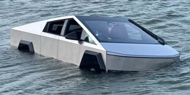 Tesla-Cybertruck-submerged-Texas-Lake-051926-2e54472dba7a4b2e8676fdb032cfb804-1024x512