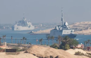 15 gəmi humanitar missiyada