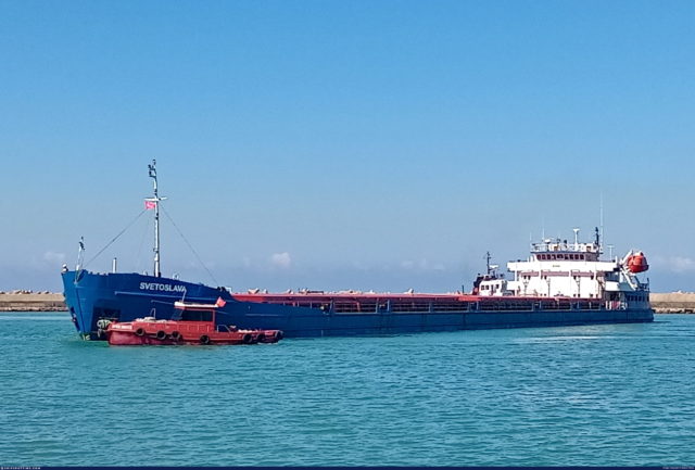3762083